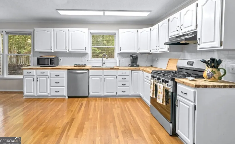 224 Shadowood DR SE Calhoun, GA 30701