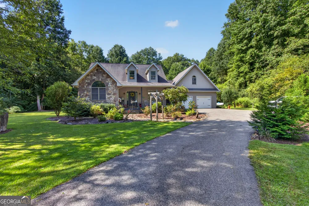 137 Noblet DR Hiawassee, GA 30546