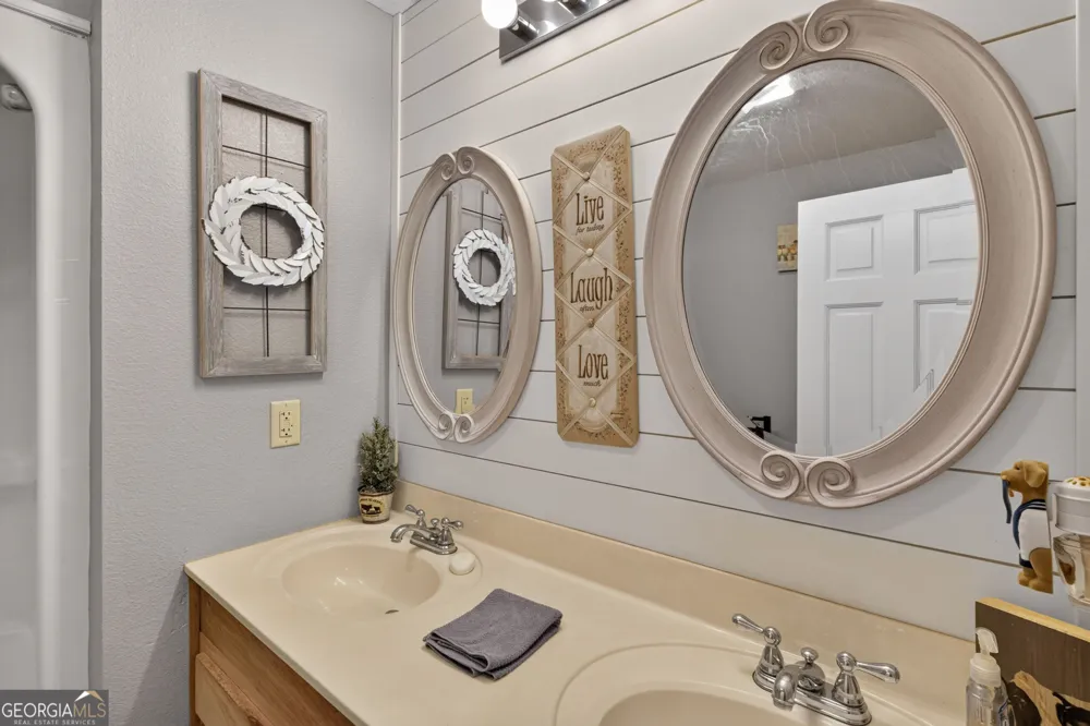 137 Noblet DR Hiawassee, GA 30546