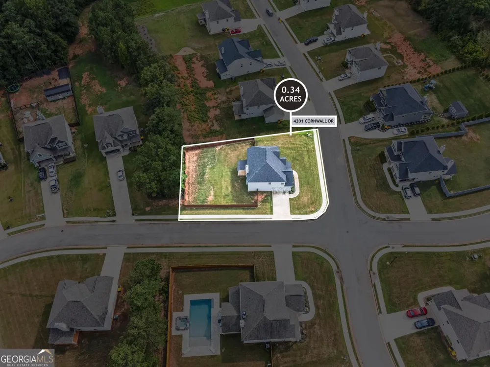 4201 Cornwall DR Forsyth, GA 31029
