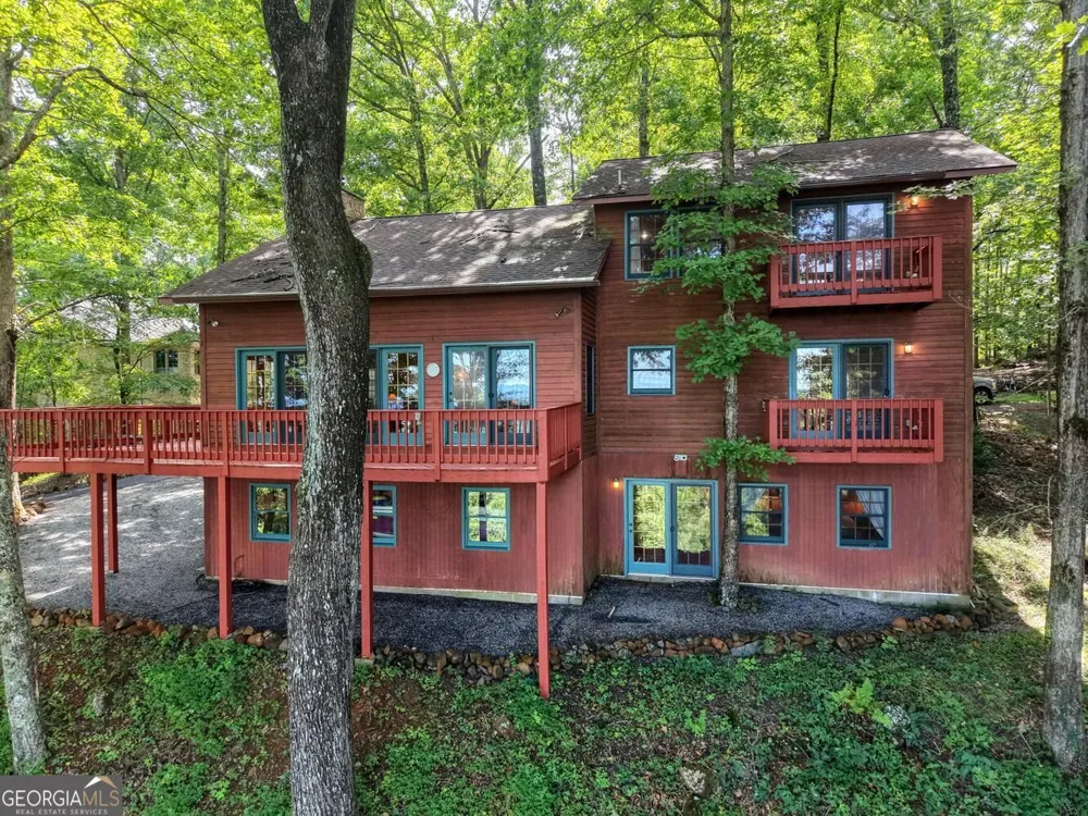 854 Frog Pond RD Hiawassee, GA 30546