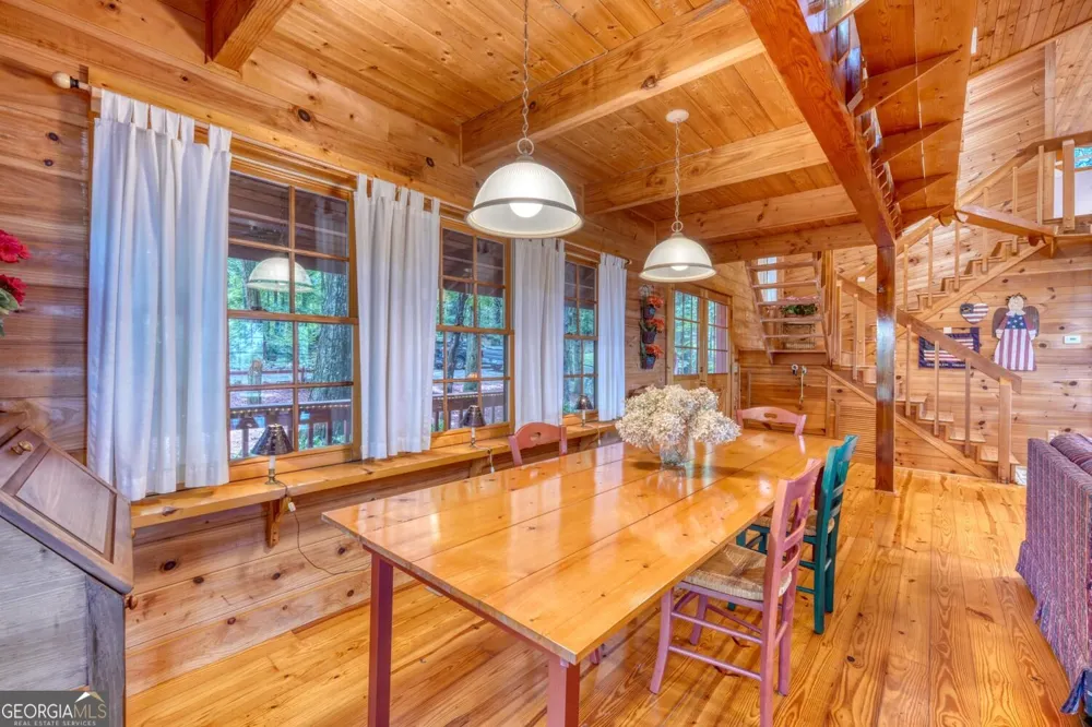 854 Frog Pond RD Hiawassee, GA 30546