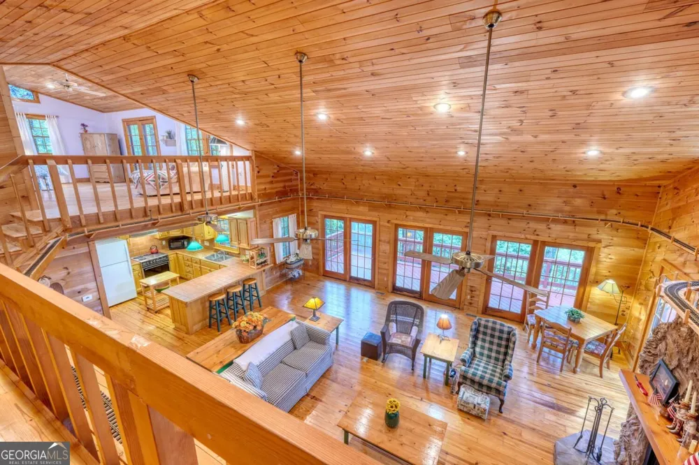 854 Frog Pond RD Hiawassee, GA 30546