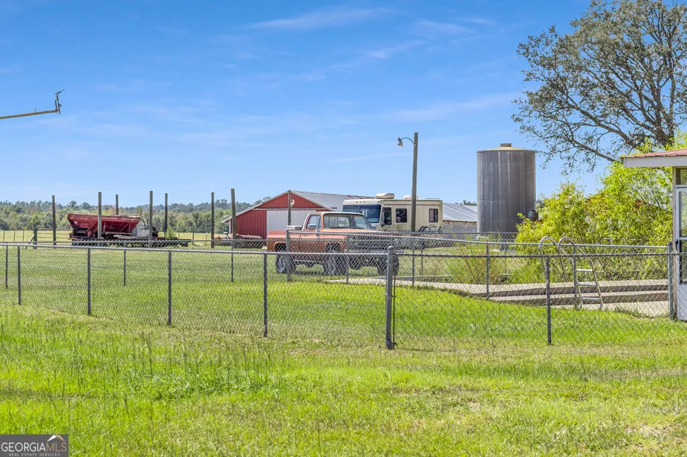 1110 Us Highway 280 W Reidsville, GA 30453