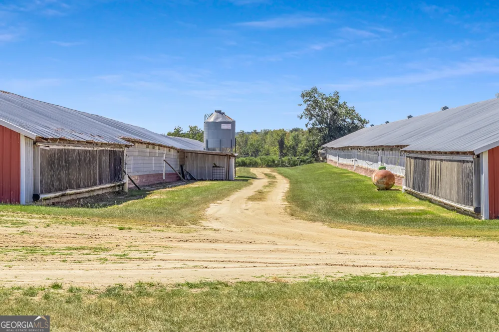 1110 Us Highway 280 W Reidsville, GA 30453