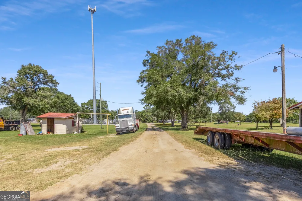 1110 Us Highway 280 W Reidsville, GA 30453