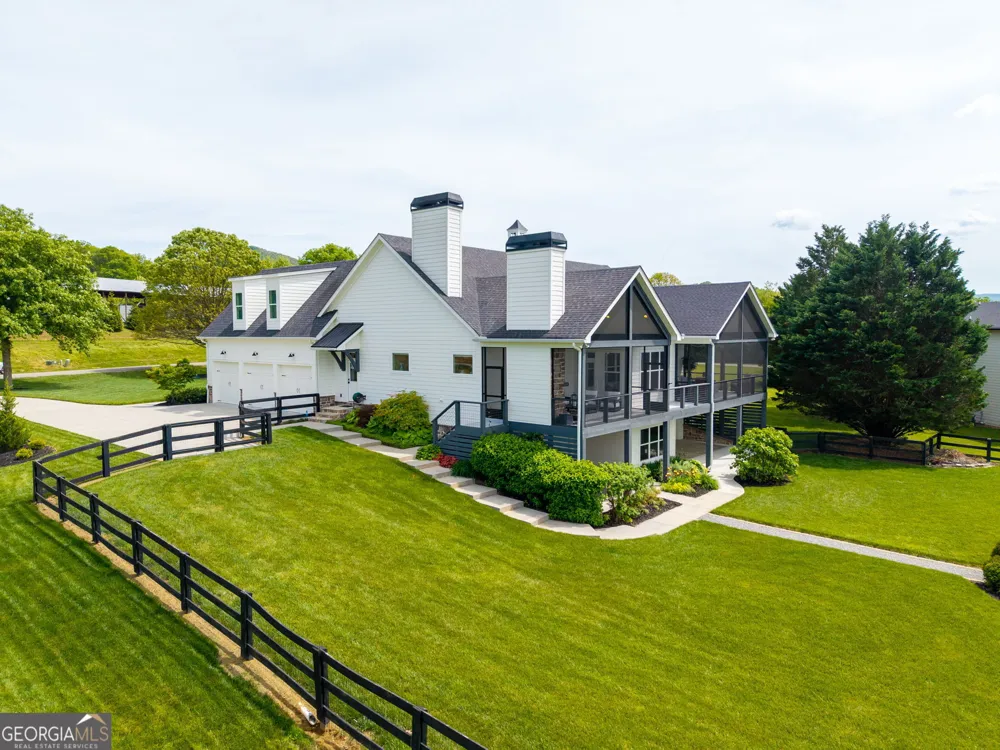 275 Bell Creek Cove RD Hiawassee, GA 30546