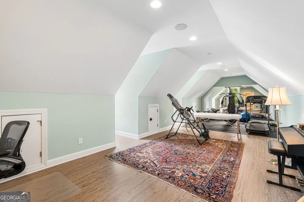 275 Bell Creek Cove RD Hiawassee, GA 30546