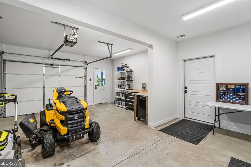 275 Bell Creek Cove RD Hiawassee, GA 30546