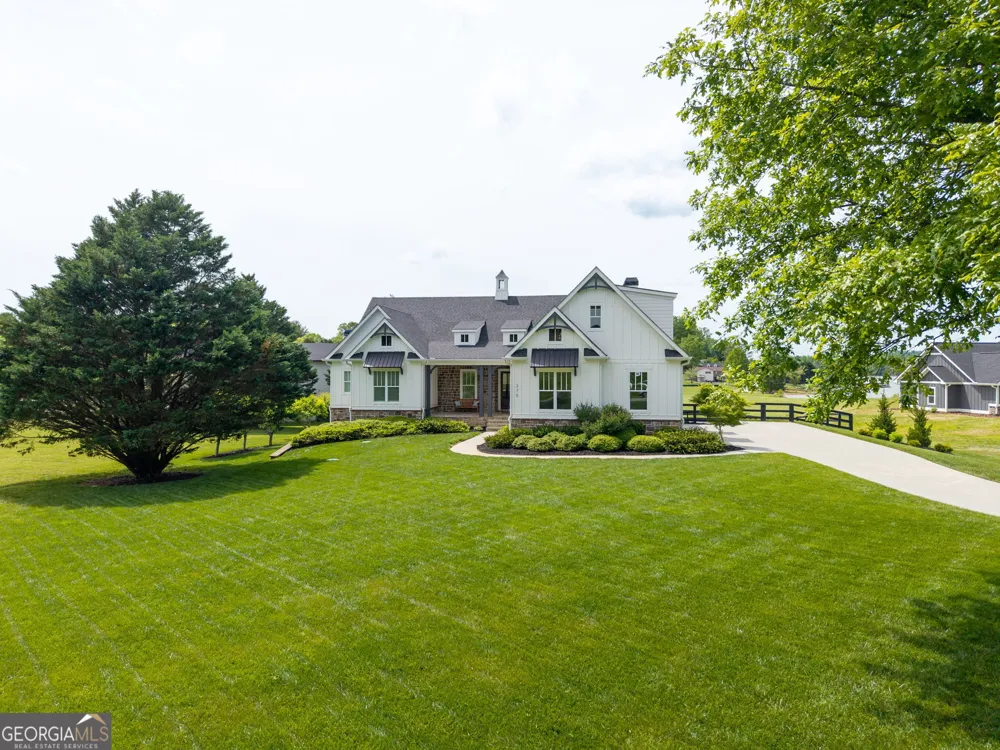 275 Bell Creek Cove RD Hiawassee, GA 30546