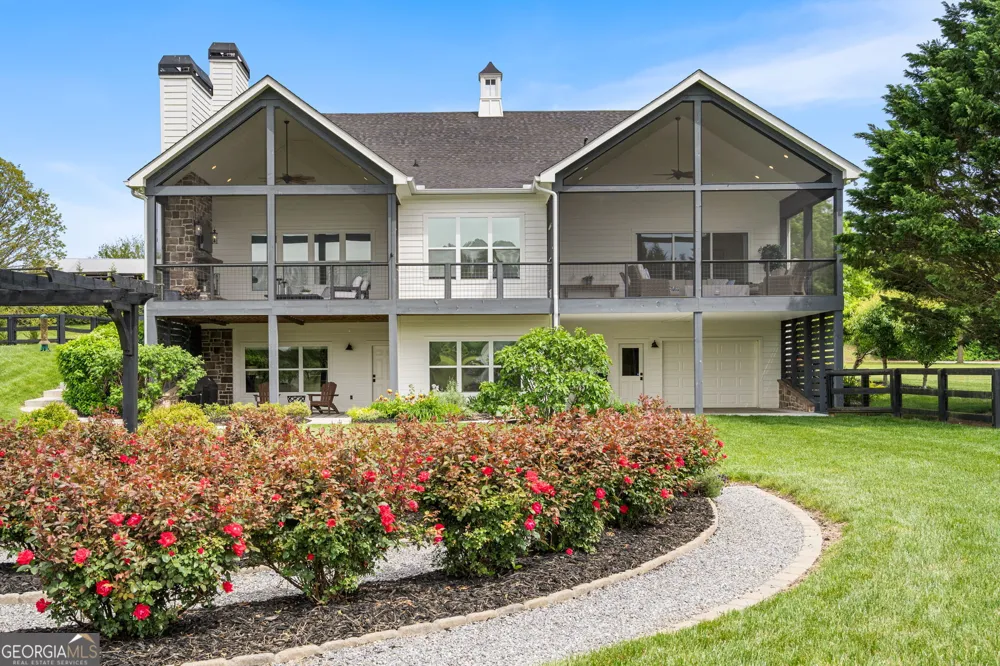 275 Bell Creek Cove RD Hiawassee, GA 30546