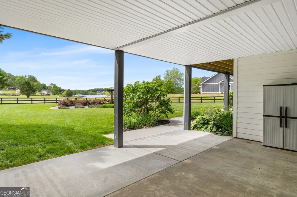 275 Bell Creek Cove RD Hiawassee, GA 30546