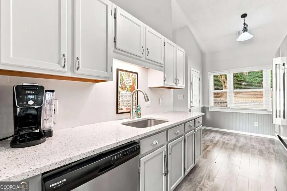 409 Rose Creek PL Woodstock, GA 30189