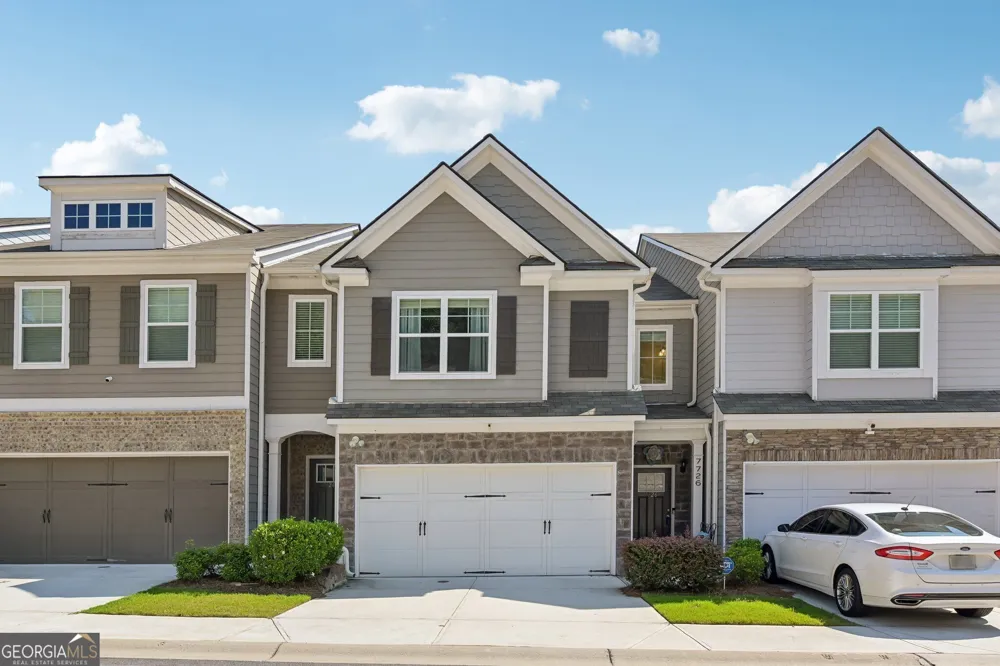 7726 Baron RD Fairburn, GA 30213