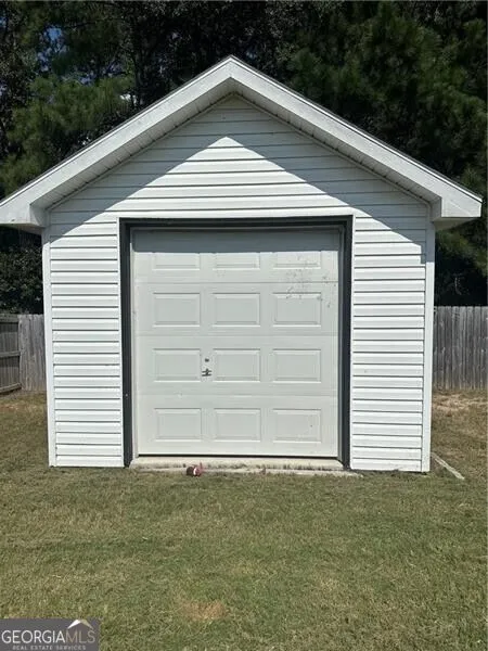 310 Windermere DR Loganville, GA 30052