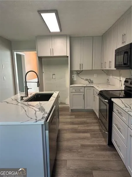 310 Windermere DR Loganville, GA 30052