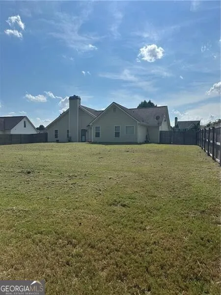 310 Windermere DR Loganville, GA 30052