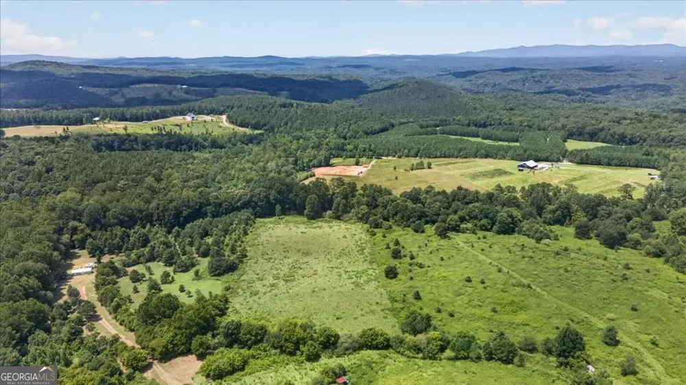 2627 Jones Mountain RD Talking Rock, GA 30175