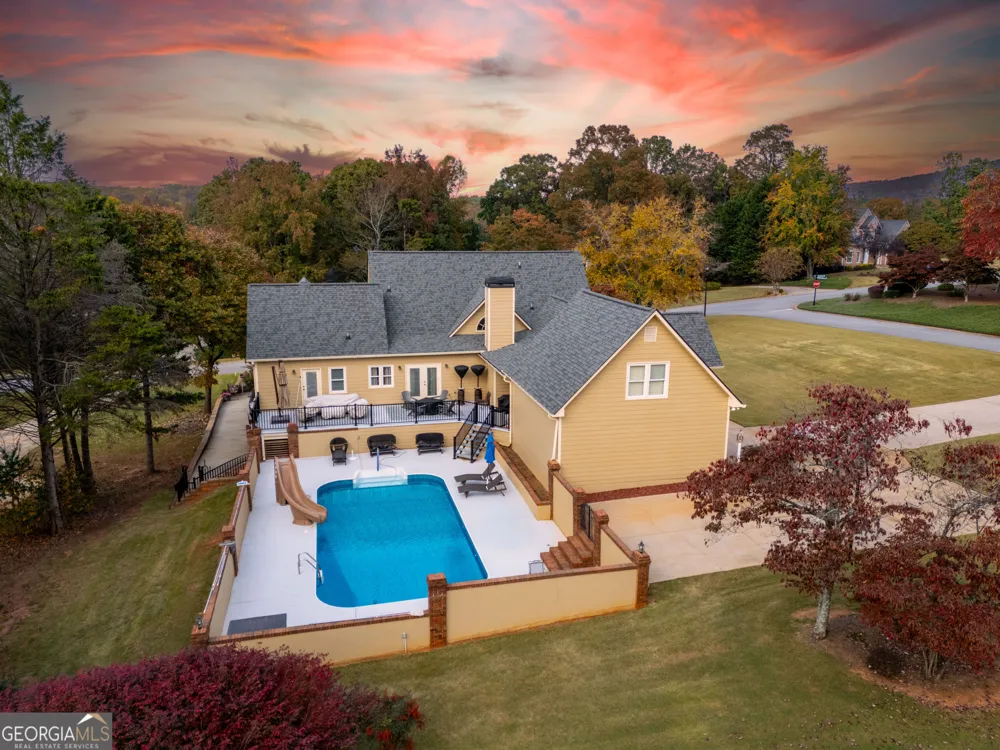 4604 Midlands GRN Flowery Branch, GA 30542