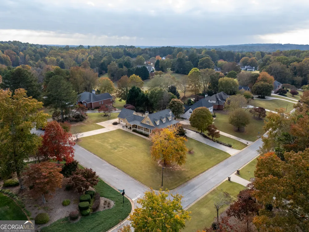 4604 Midlands GRN Flowery Branch, GA 30542