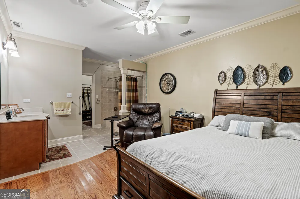 4604 Midlands GRN Flowery Branch, GA 30542