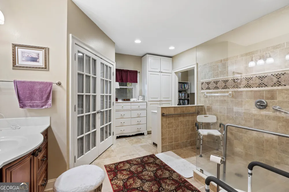 4604 Midlands GRN Flowery Branch, GA 30542