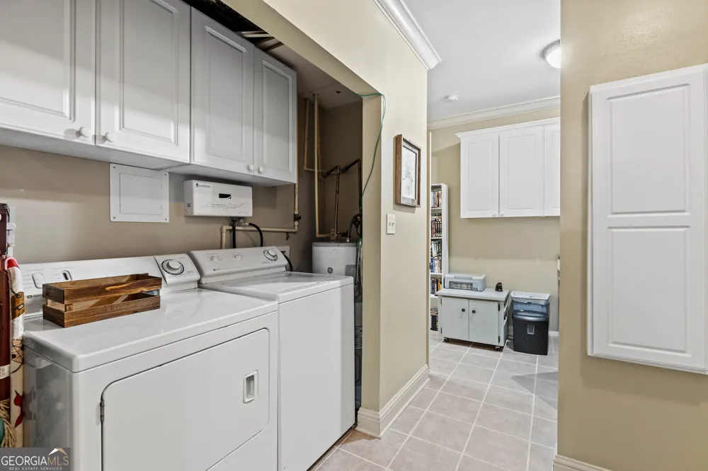 4604 Midlands GRN Flowery Branch, GA 30542