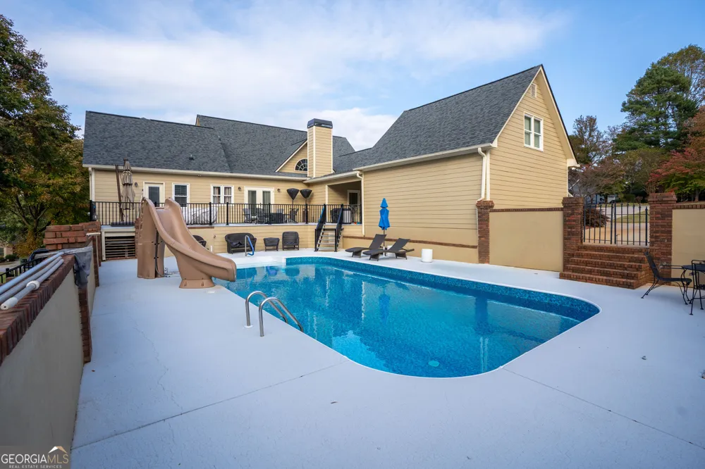 4604 Midlands GRN Flowery Branch, GA 30542