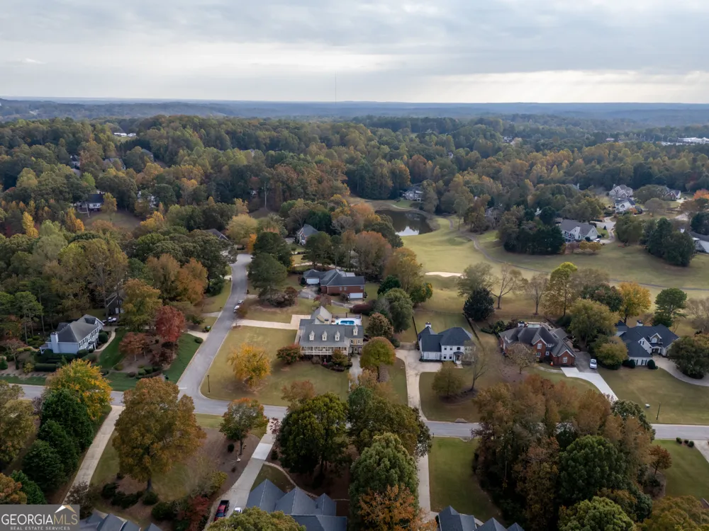 4604 Midlands GRN Flowery Branch, GA 30542