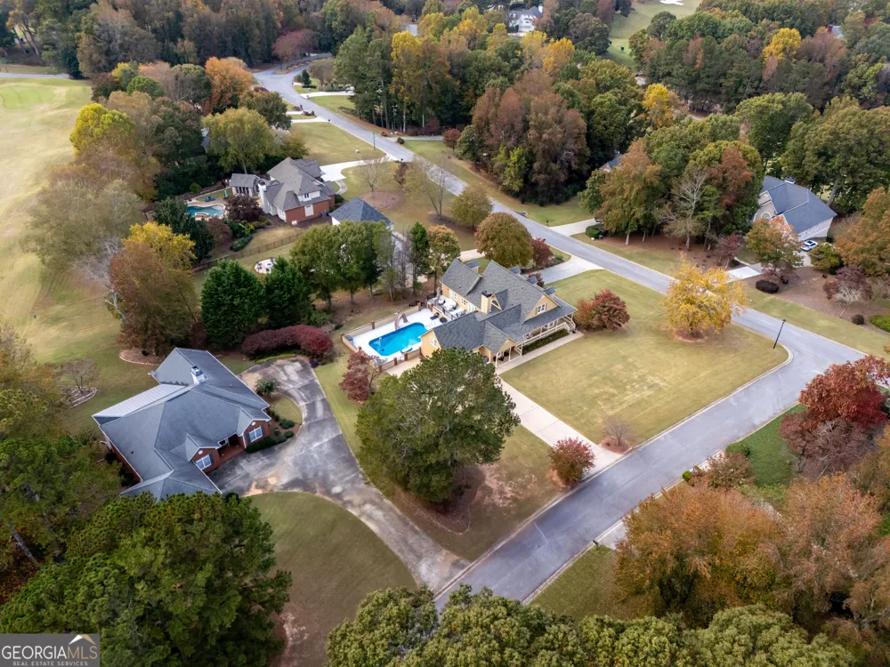 4604 Midlands GRN Flowery Branch, GA 30542