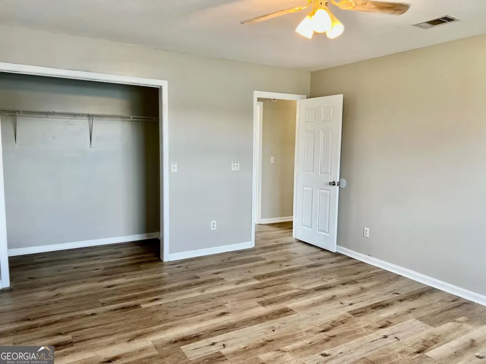 176 Matts WAY Douglas, GA 31535