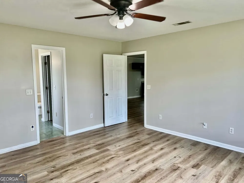 176 Matts WAY Douglas, GA 31535
