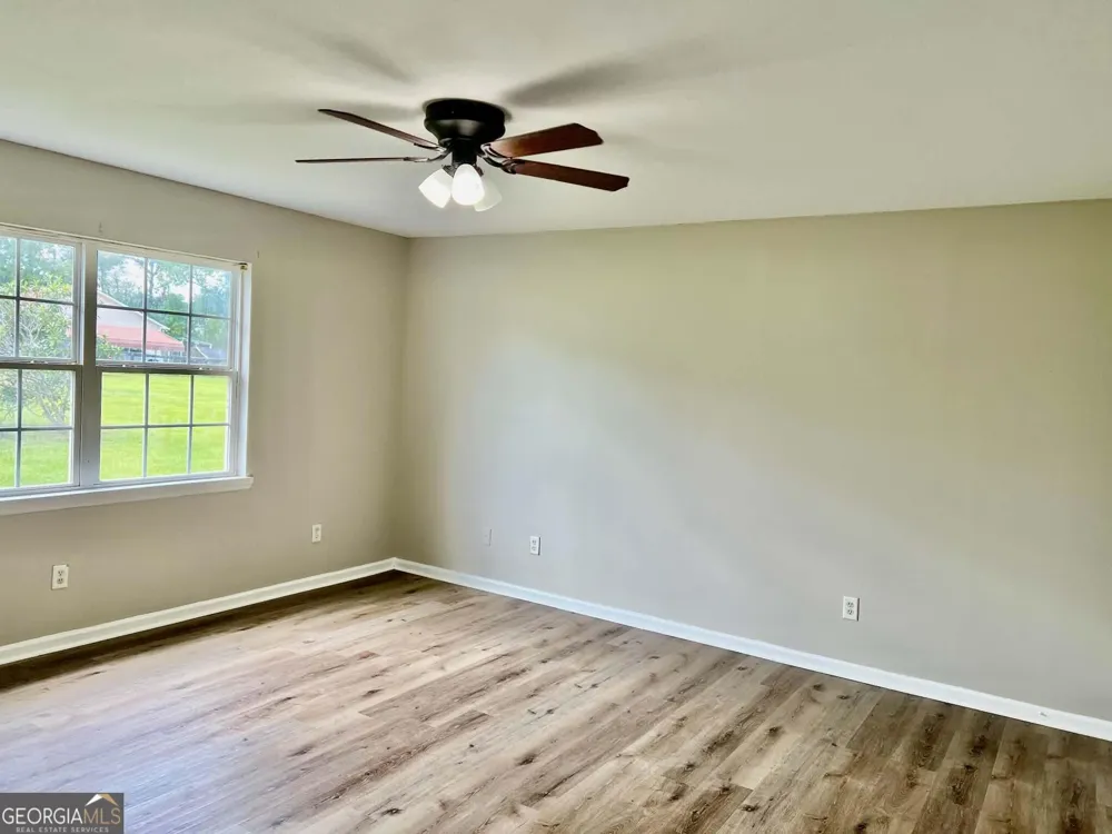 176 Matts WAY Douglas, GA 31535