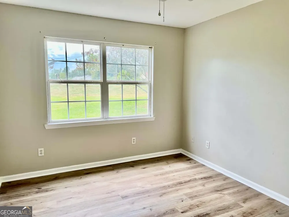 176 Matts WAY Douglas, GA 31535