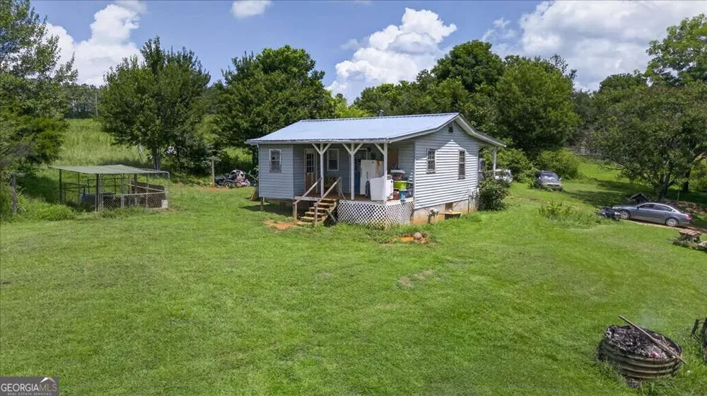2627 Jones Mountain RD Talking Rock, GA 30175