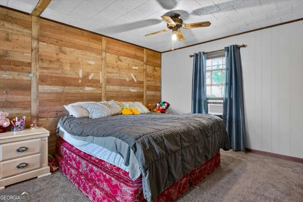 2627 Jones Mountain RD Talking Rock, GA 30175