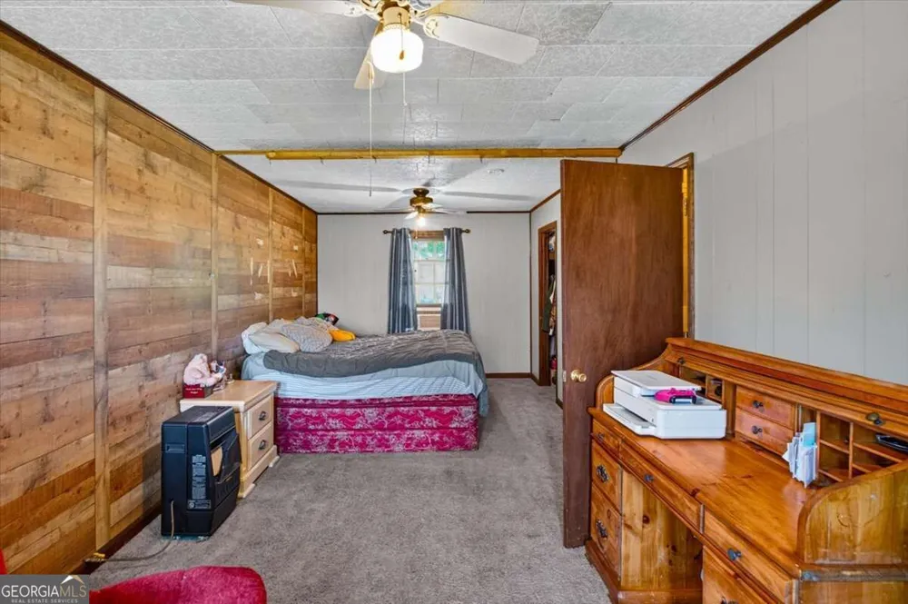 2627 Jones Mountain RD Talking Rock, GA 30175