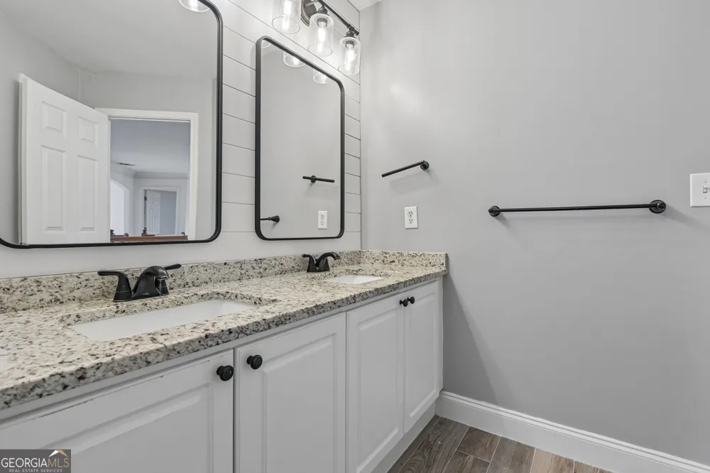 905 Yosemite DR Suwanee, GA 30024