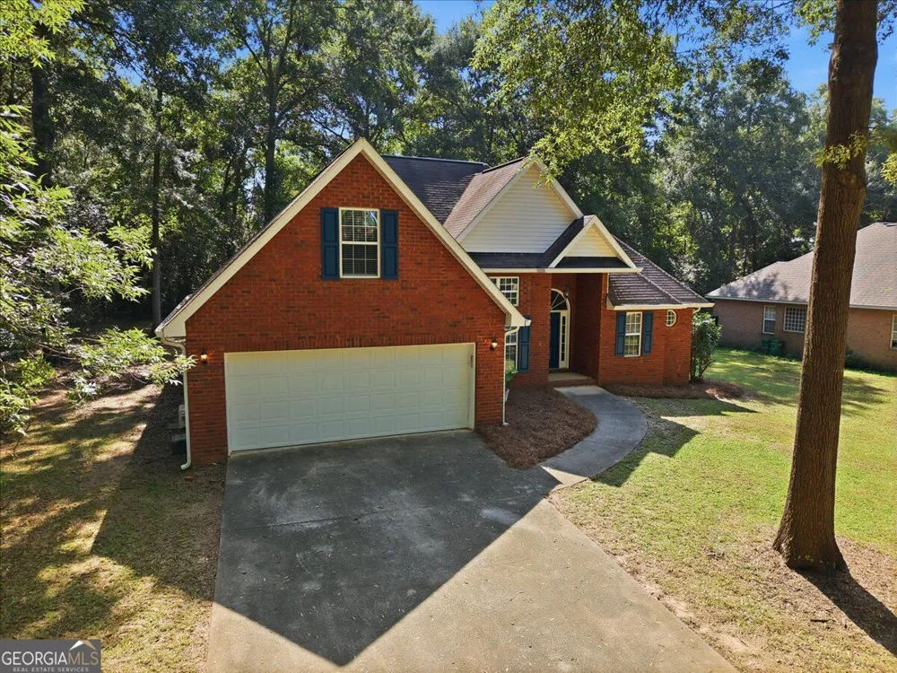 102 Quinelle DR Perry, GA 31069