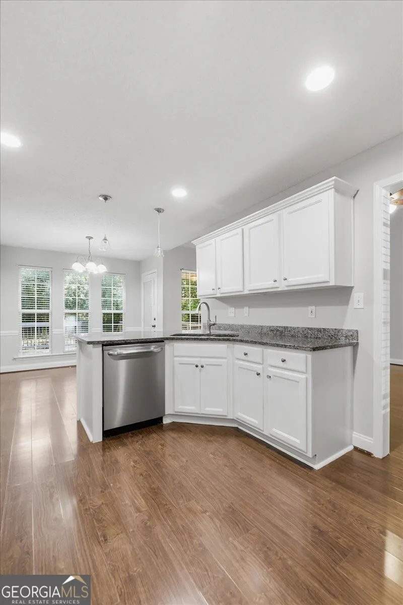 102 Quinelle DR Perry, GA 31069