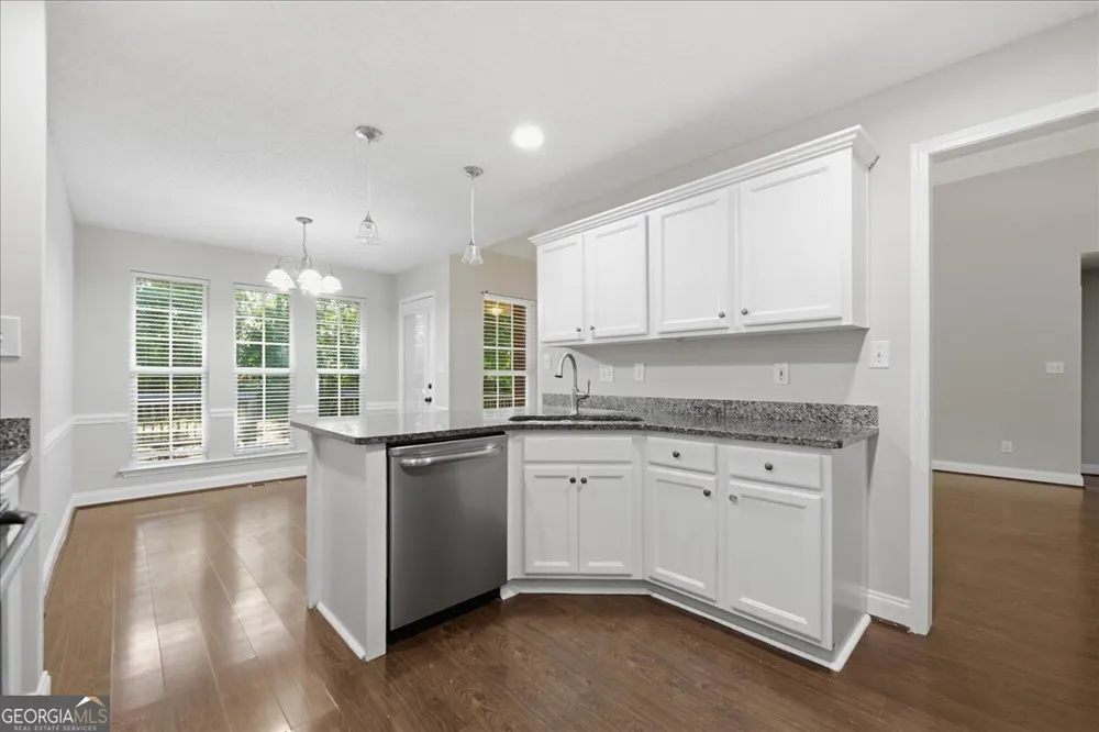 102 Quinelle DR Perry, GA 31069