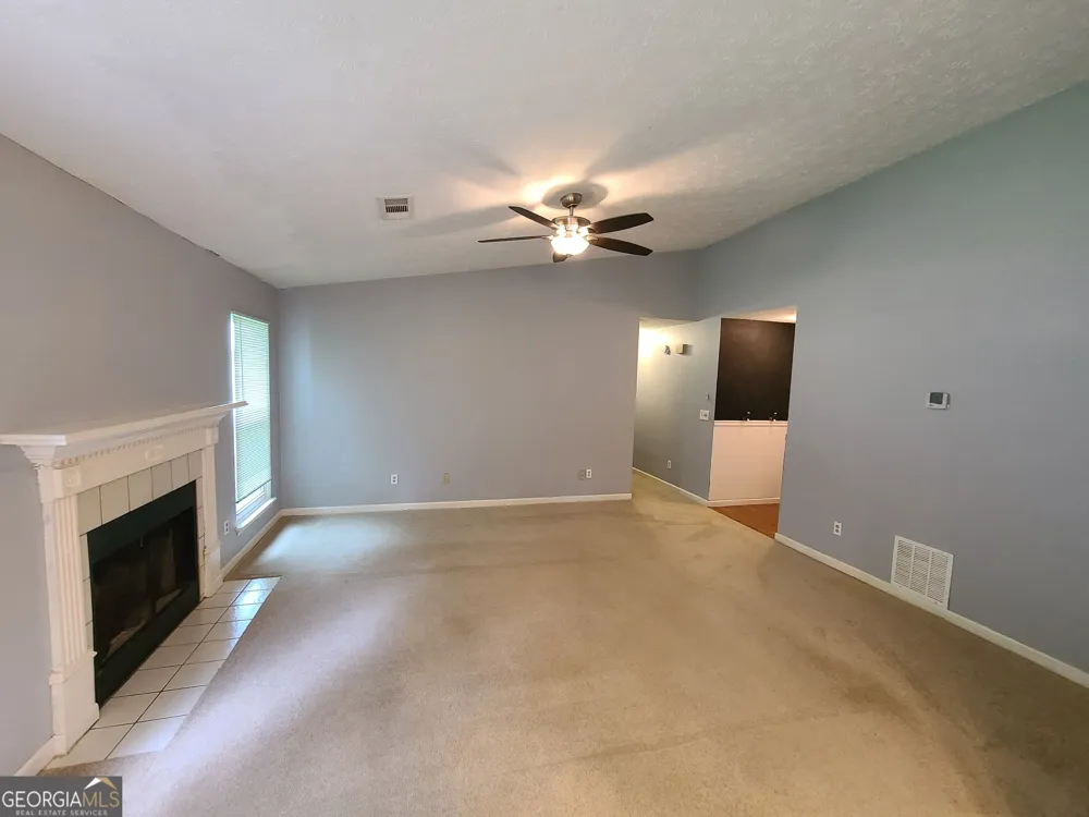 216 Valley View Peachtree City, GA 30269