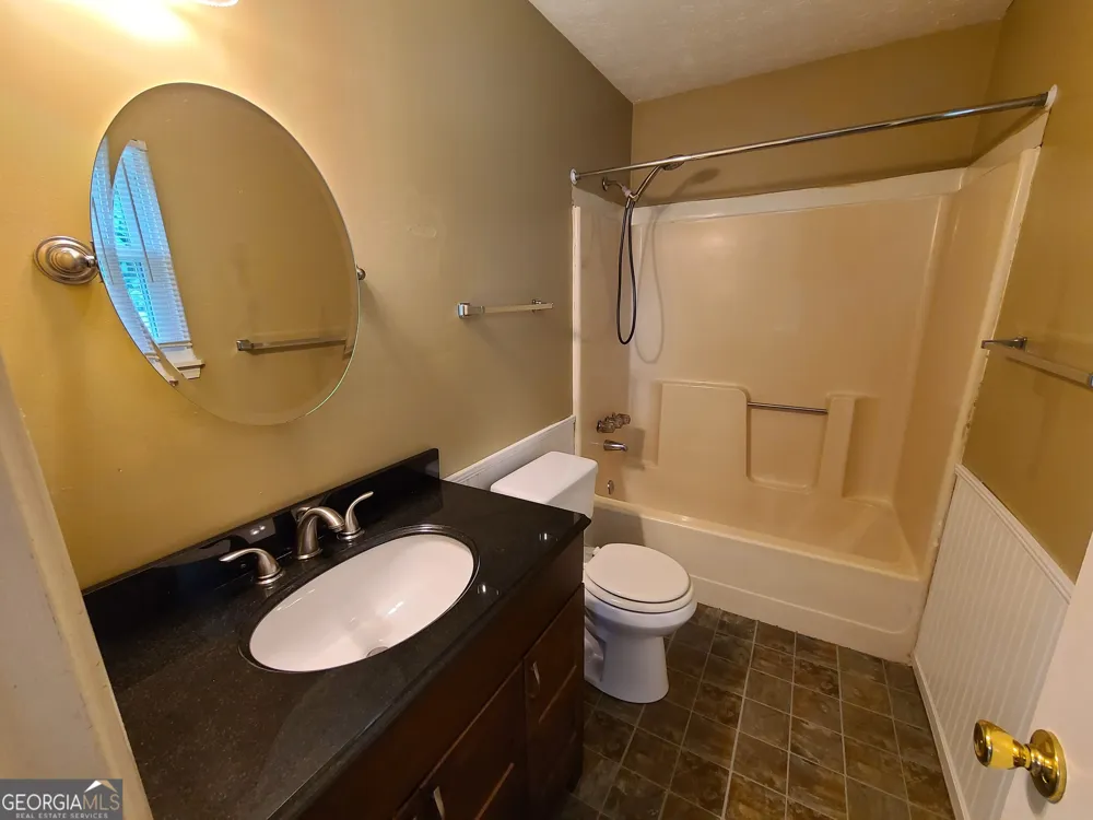 216 Valley View Peachtree City, GA 30269
