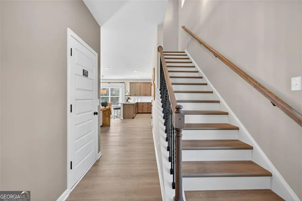 103 Meadowlark LN Cartersville, GA 30120