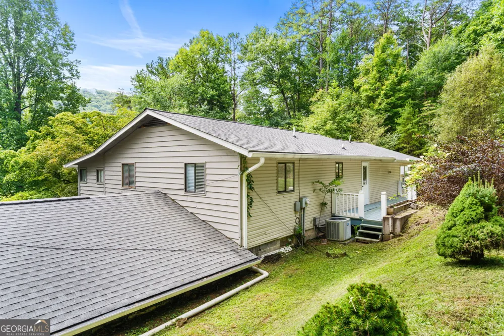 3514 Old Hwy 64 W Warne, NC 28909
