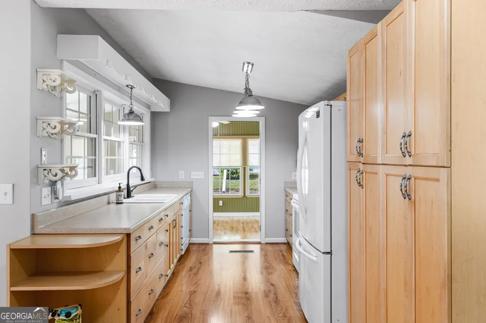 3514 Old Hwy 64 W Warne, NC 28909