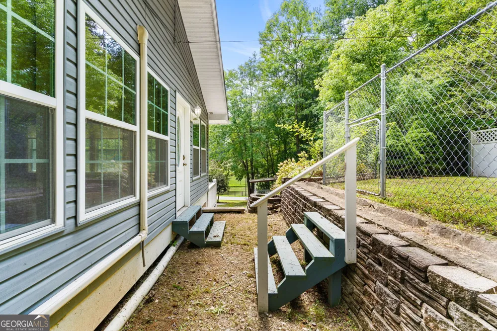 3514 Old Hwy 64 W Warne, NC 28909