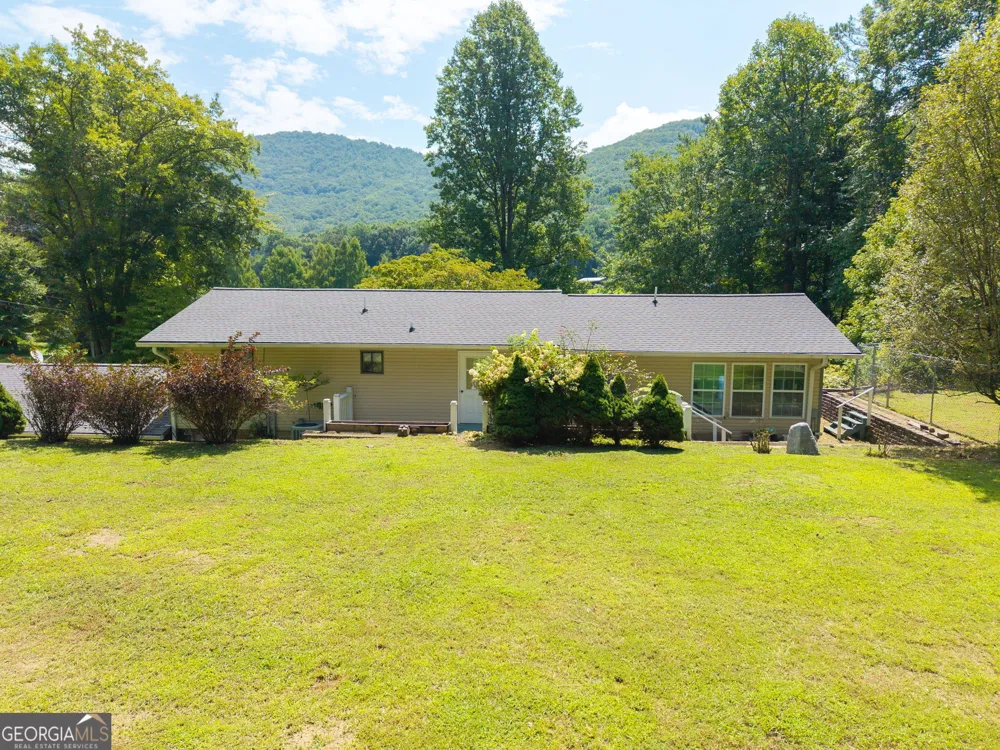 3514 Old Hwy 64 W Warne, NC 28909