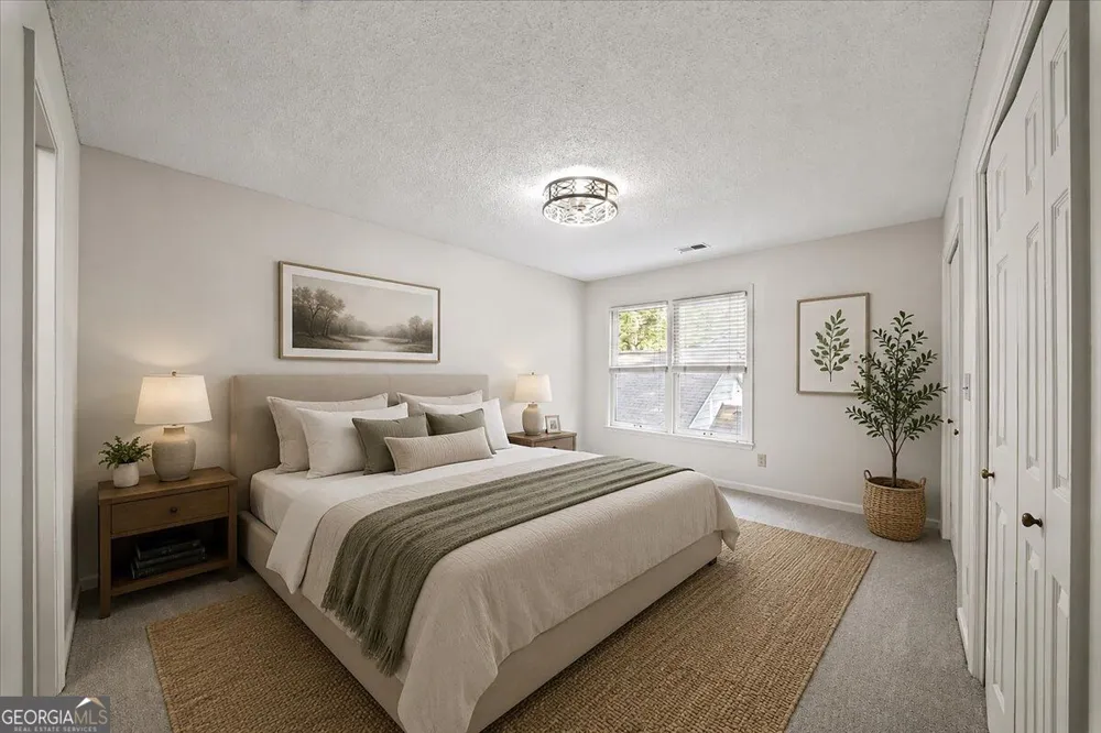 110 Great Oaks LN Roswell, GA 30075