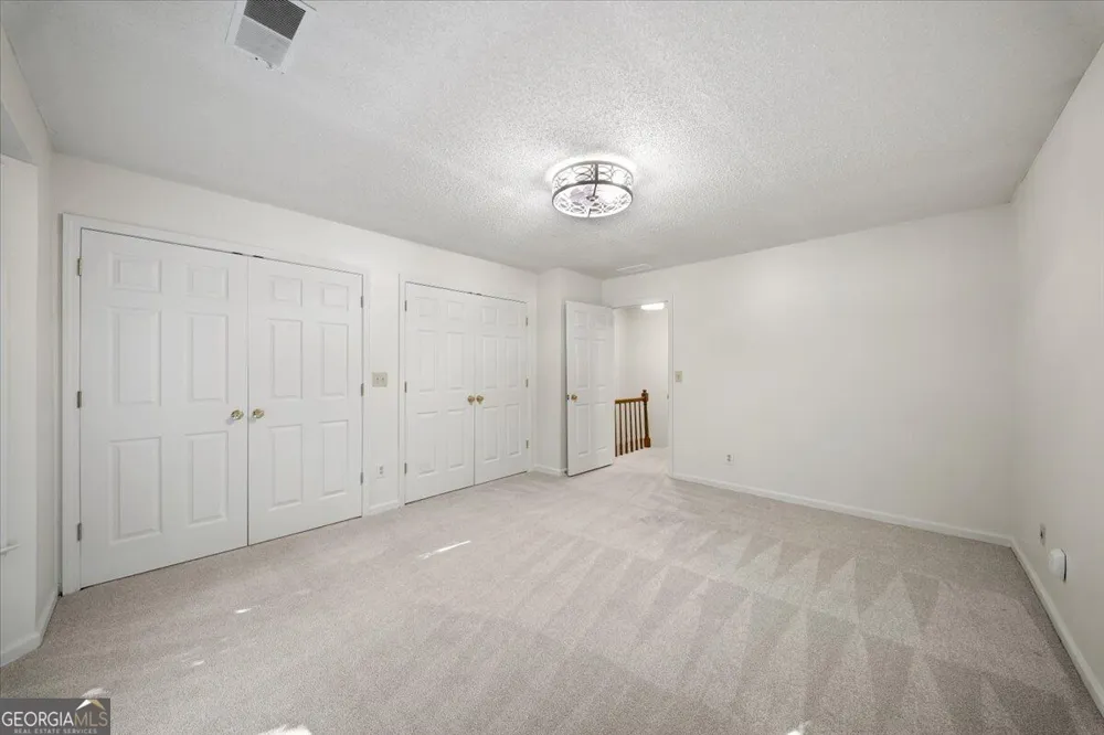 110 Great Oaks LN Roswell, GA 30075